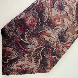 Vintage Carson Pirie Scott Brown and Red Silk Abstract Paisley Leaf Pattern Tie